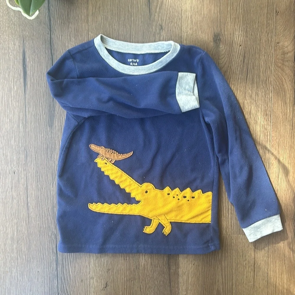 Carters Kids Alligator Sweater !!